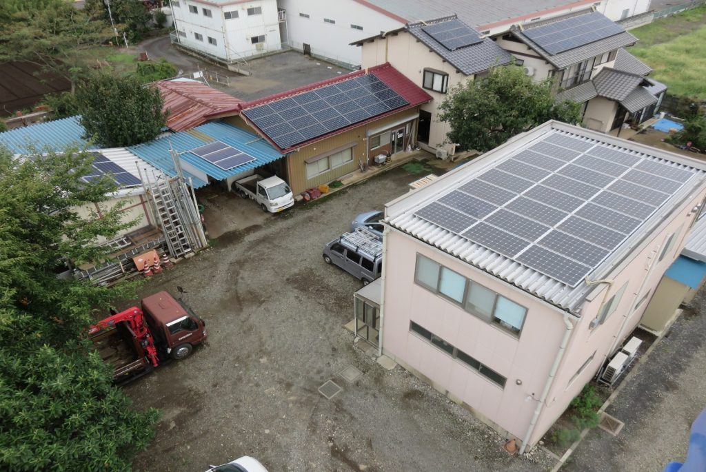 当社事務所屋上 太陽光発電設備 新富電設有限会社